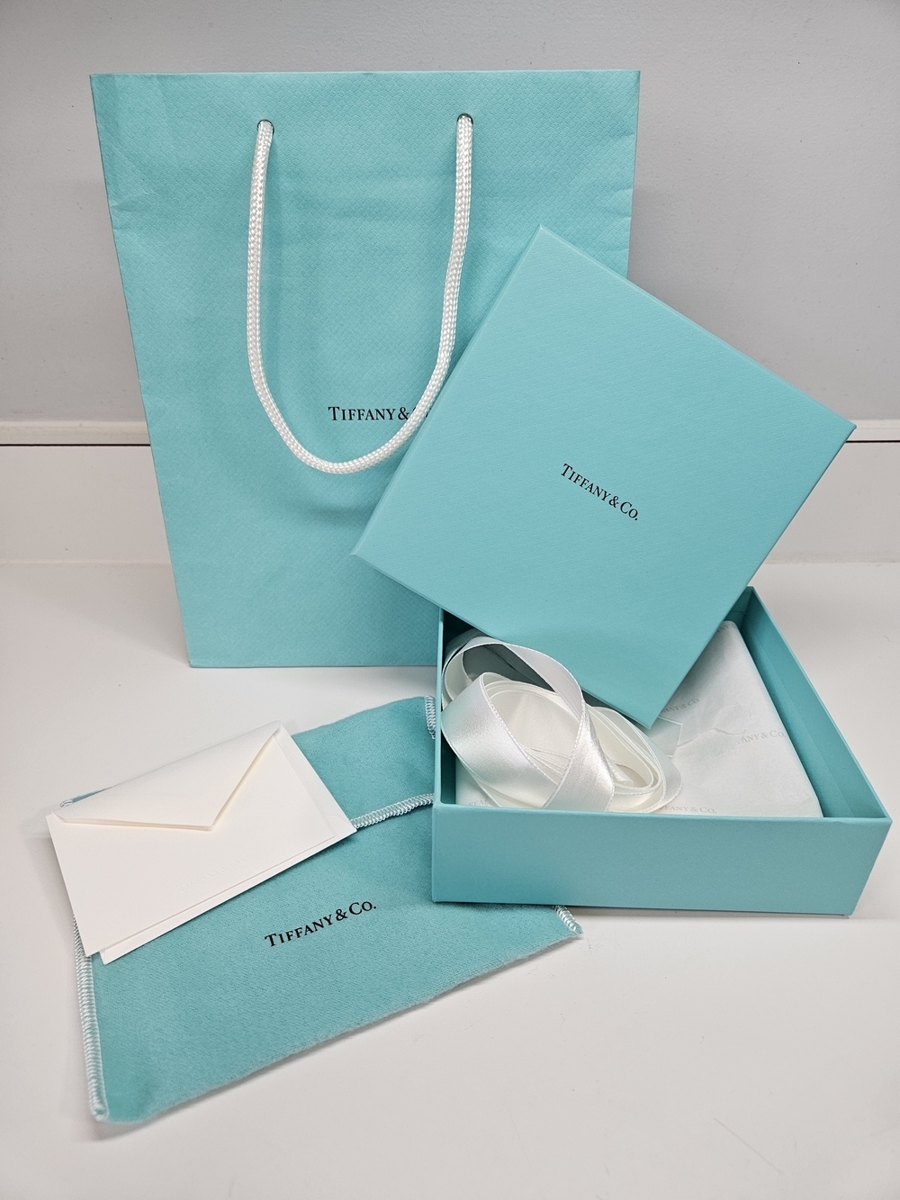 Authentic Tiffany & Co Jewelry Dust Bag Box Ribbon Tissue Paper Bag Card Set